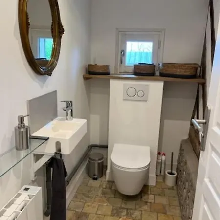 Holiday home Jolie Longere Normande Pres D'honfleur Et De Deauville *